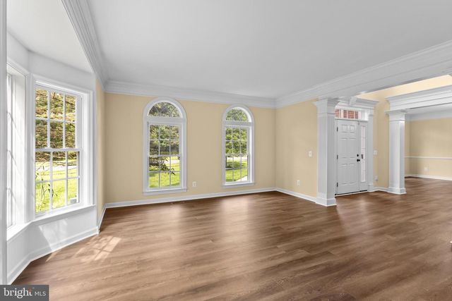 42294 IRON BIT PL, Chantilly, VA 20152