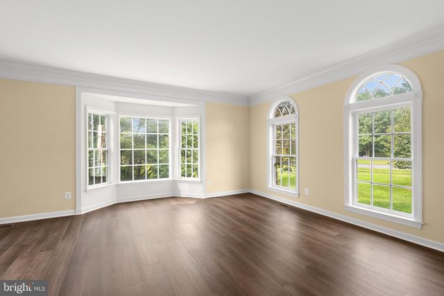 42294 IRON BIT PL, Chantilly, VA 20152