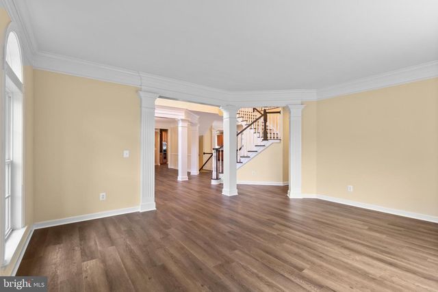 42294 IRON BIT PL, Chantilly, VA 20152