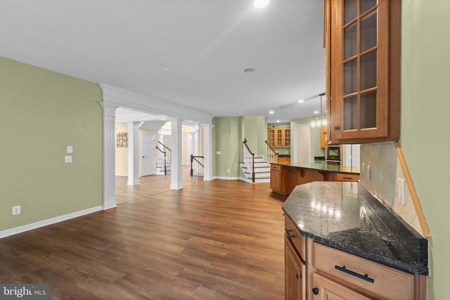 42294 IRON BIT PL, Chantilly, VA 20152