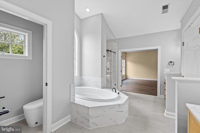 42294 IRON BIT PL, Chantilly, VA 20152