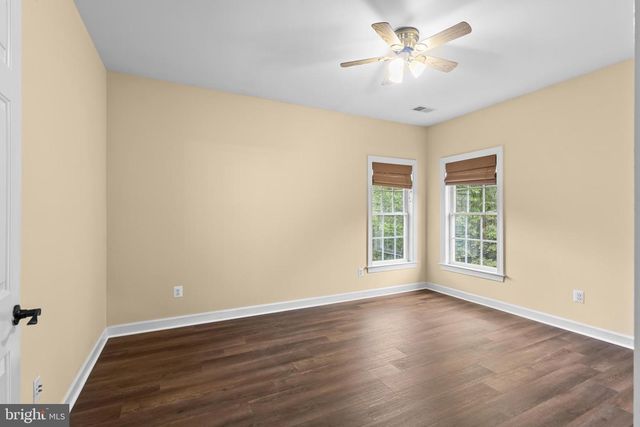 42294 IRON BIT PL, Chantilly, VA 20152