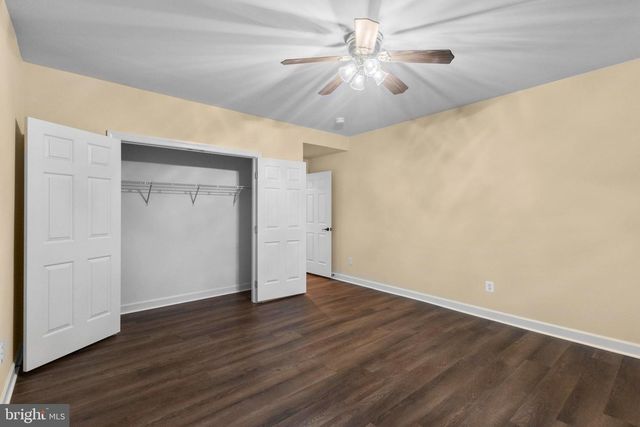 42294 IRON BIT PL, Chantilly, VA 20152