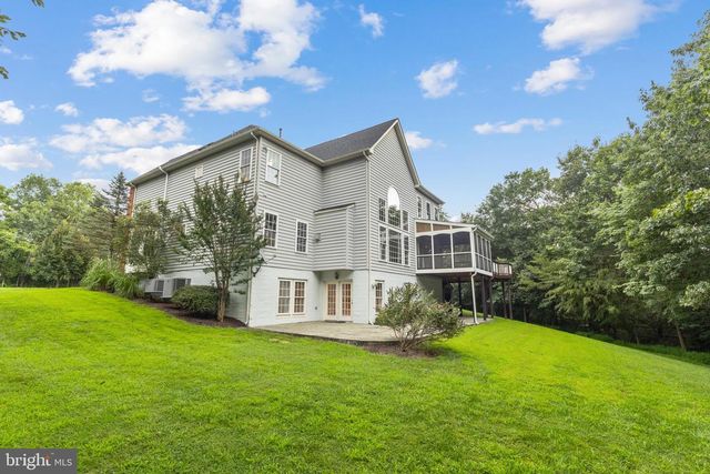 42294 IRON BIT PL, Chantilly, VA 20152