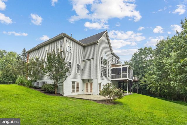 42294 IRON BIT PL, Chantilly, VA 20152