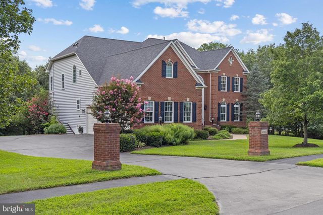 42294 IRON BIT PL, Chantilly, VA 20152