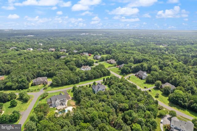 42294 IRON BIT PL, Chantilly, VA 20152