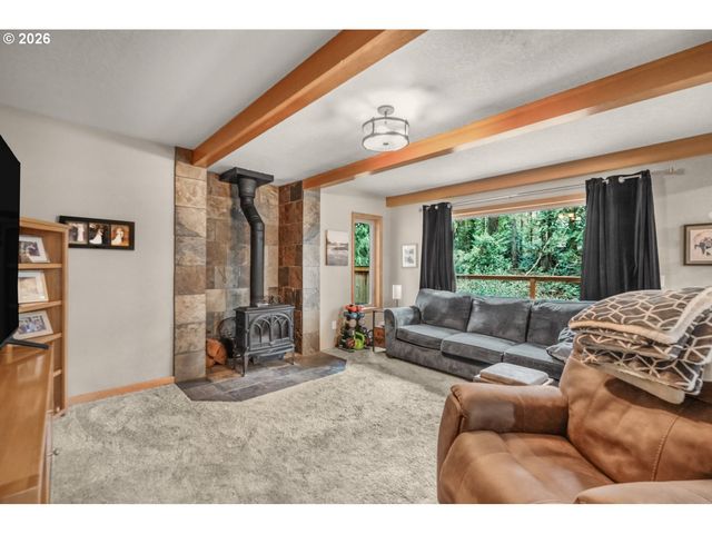 3820 KENTHORPE Way, West Linn, OR 97068