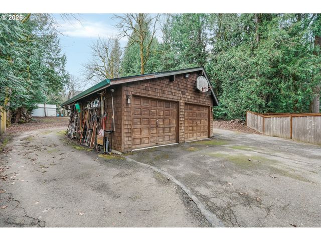 3820 KENTHORPE Way, West Linn, OR 97068