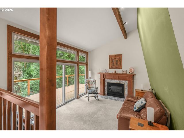 3820 KENTHORPE Way, West Linn, OR 97068