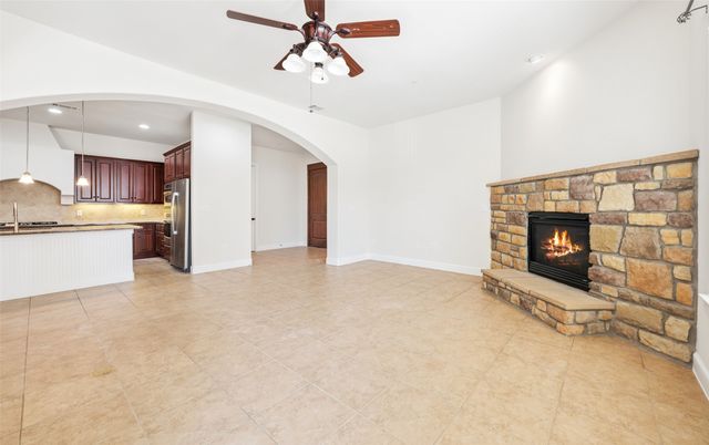 610 Via Ravello 201, Irving, TX 75039