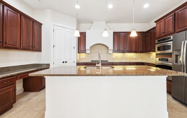 610 Via Ravello 201, Irving, TX 75039