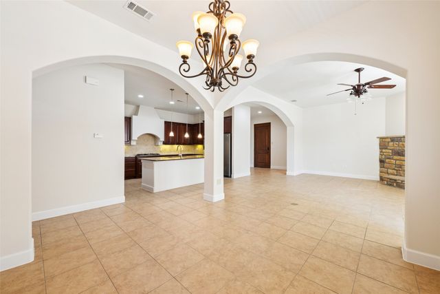 610 Via Ravello 201, Irving, TX 75039
