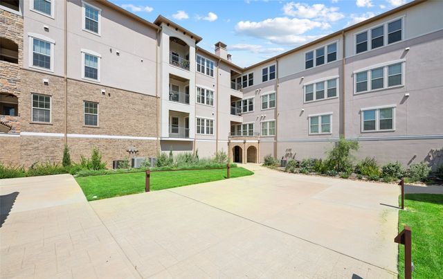610 Via Ravello 201, Irving, TX 75039