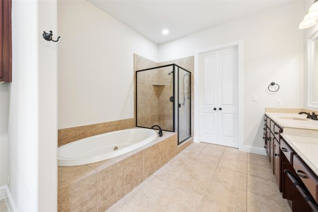 610 Via Ravello 201, Irving, TX 75039