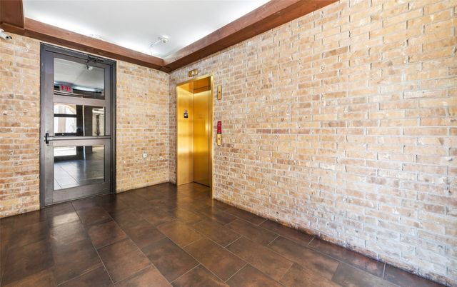 610 Via Ravello 201, Irving, TX 75039