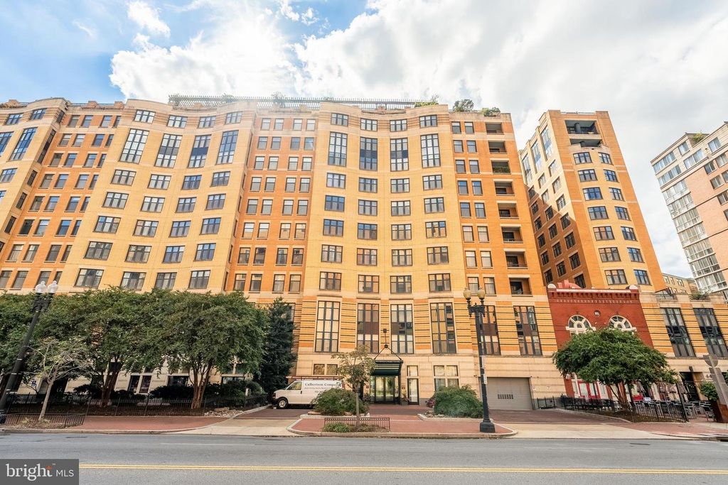 400 MASSACHUSETTS AVE NW #706, Washington, DC 20001
