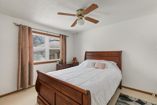 306 NE 5th Street, Ankeny, IA 50021