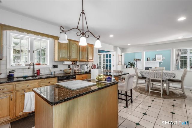 55-A Flax Hill Road, Brookfield, CT 06804