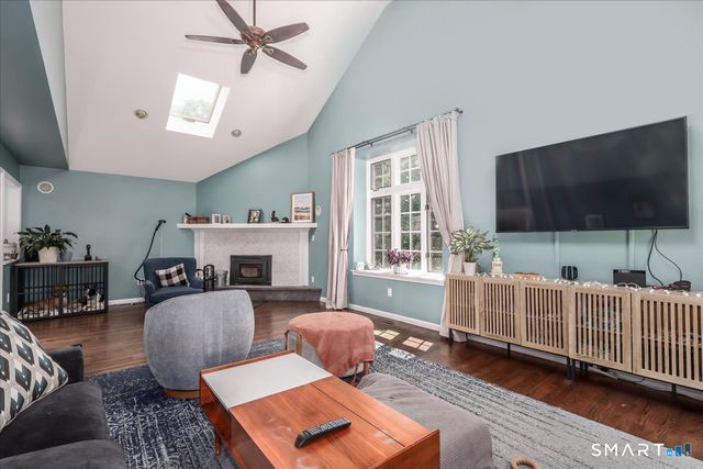 55-A Flax Hill Road, Brookfield, CT 06804