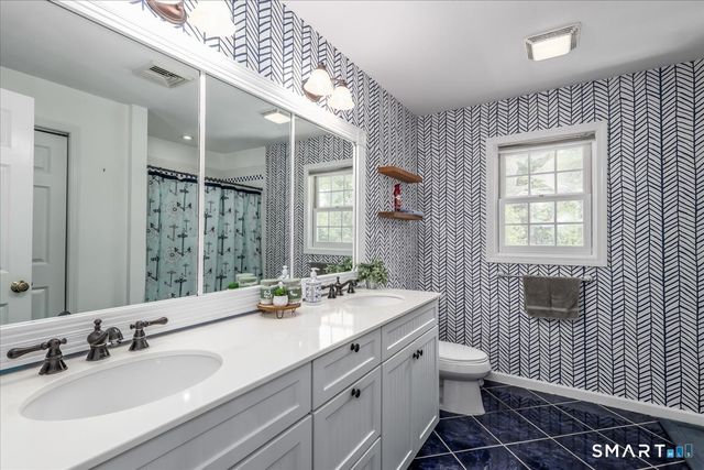 55-A Flax Hill Road, Brookfield, CT 06804