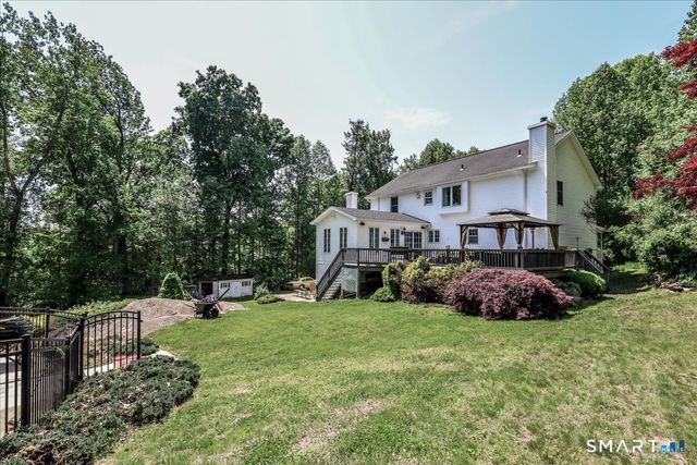 55-A Flax Hill Road, Brookfield, CT 06804