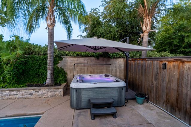 9568 N Ann Avenue, Fresno, CA 93720