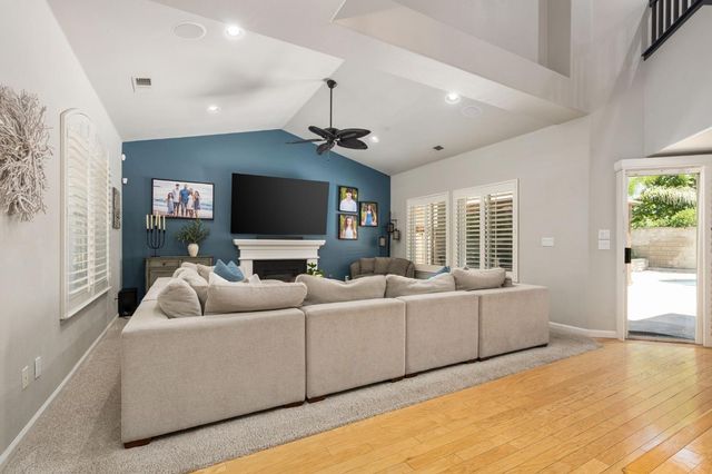 9568 N Ann Avenue, Fresno, CA 93720