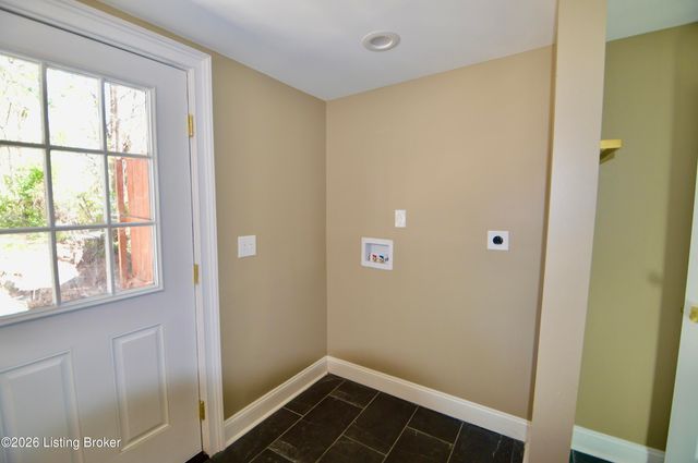 101 N Jane St, Louisville, KY 40206