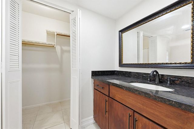 1430 NW 73rd Avenue NW, Plantation, FL 33313