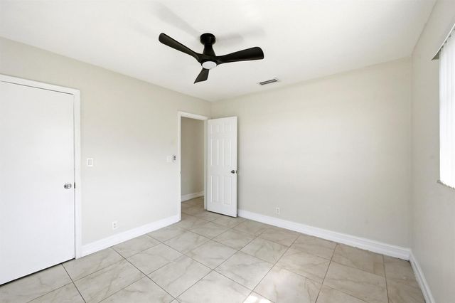 1430 NW 73rd Avenue NW, Plantation, FL 33313