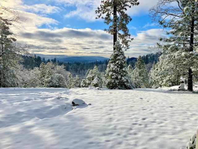 53235 Finegold Creek Court, North Fork, CA 93643