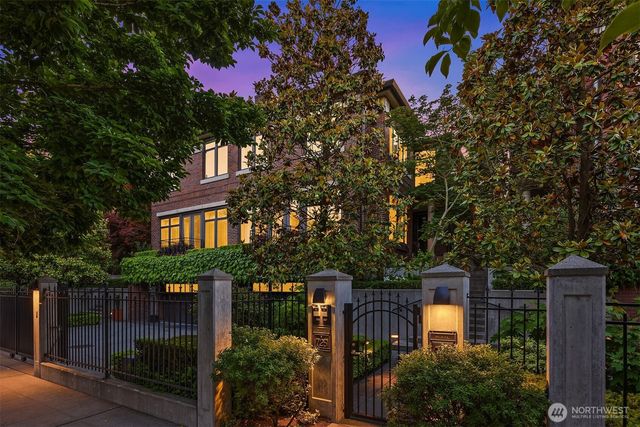 725 Harvard Avenue E, Seattle, WA 98102