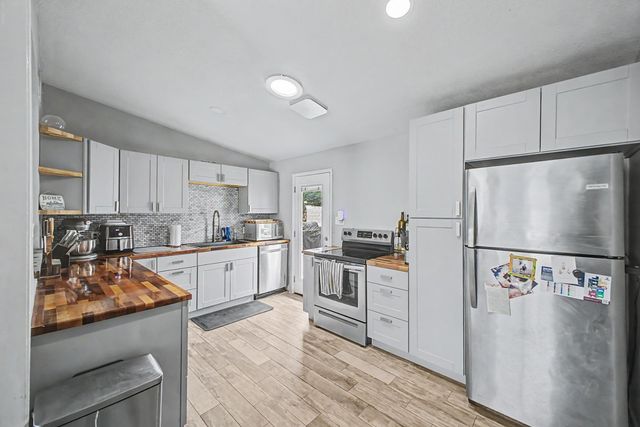 2025 E Howe Avenue, Tempe, AZ 85281