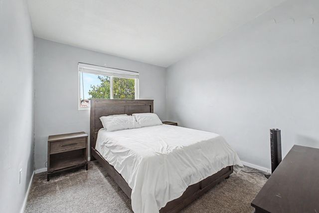 2025 E Howe Avenue, Tempe, AZ 85281