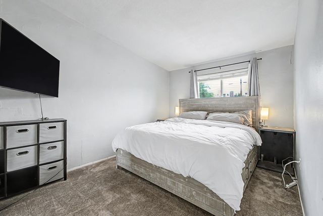 2025 E Howe Avenue, Tempe, AZ 85281