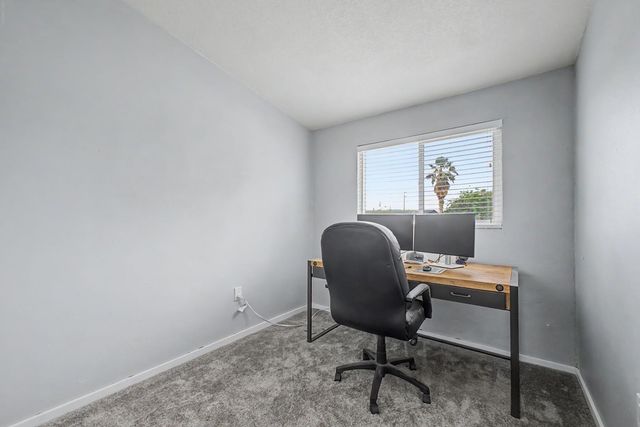 2025 E Howe Avenue, Tempe, AZ 85281