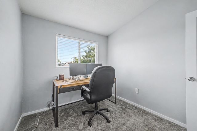 2025 E Howe Avenue, Tempe, AZ 85281