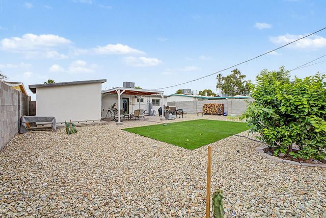 2025 E Howe Avenue, Tempe, AZ 85281