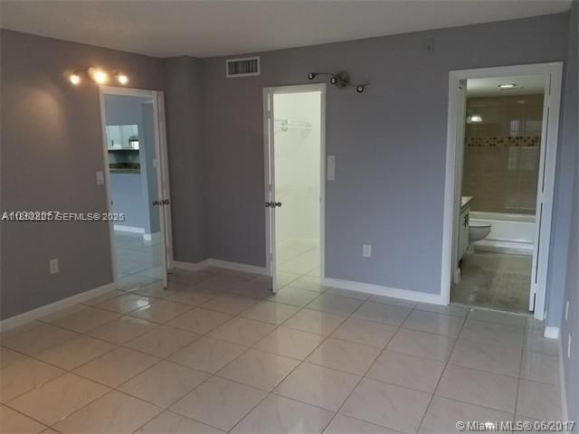 4160 Inverrary Drive 505, Lauderhill, FL 33319