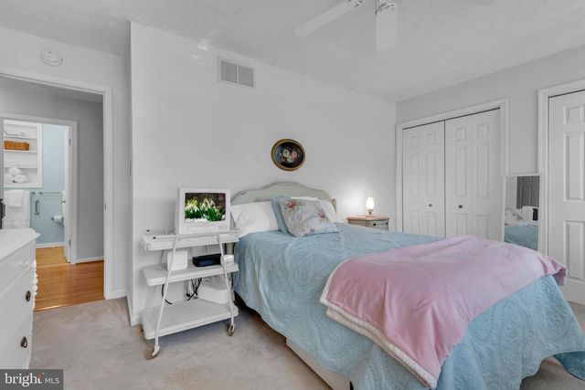 8328 SAIL CT, Pasadena, MD 21122