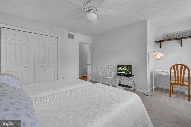 8328 SAIL CT, Pasadena, MD 21122