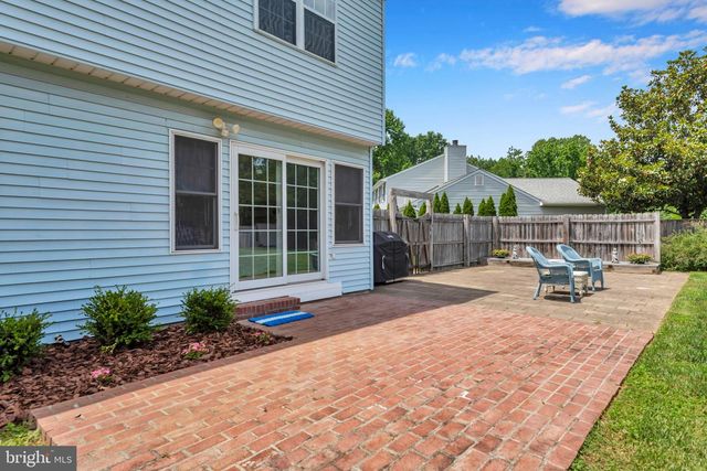 8328 SAIL CT, Pasadena, MD 21122