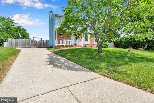 8328 SAIL CT, Pasadena, MD 21122