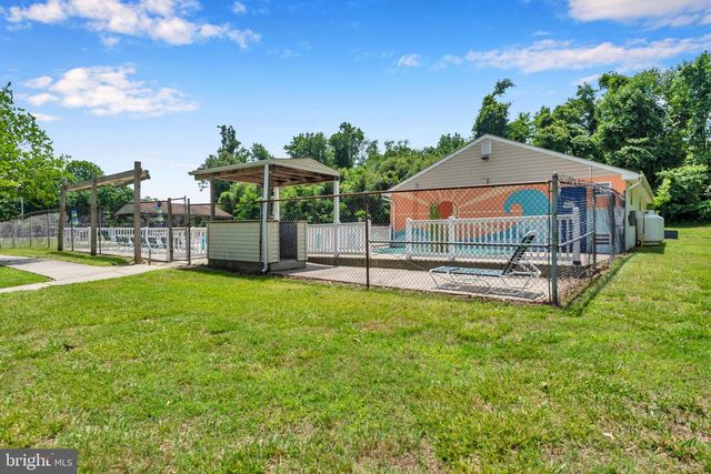 8328 SAIL CT, Pasadena, MD 21122