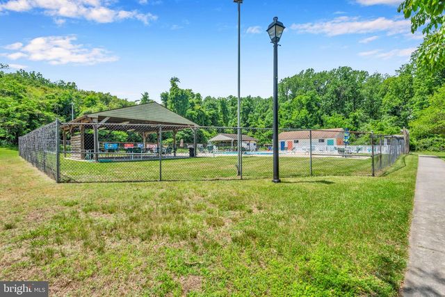 8328 SAIL CT, Pasadena, MD 21122