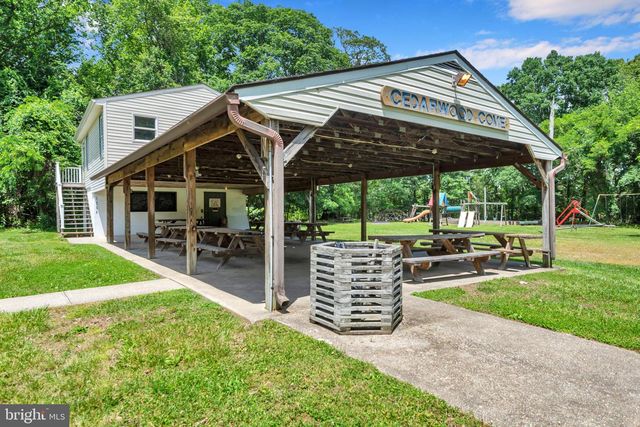 8328 SAIL CT, Pasadena, MD 21122