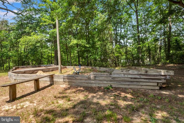 8328 SAIL CT, Pasadena, MD 21122