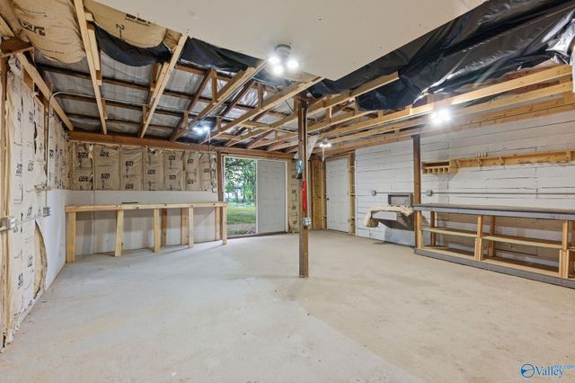 4219 Eva Road, Eva, AL 35621