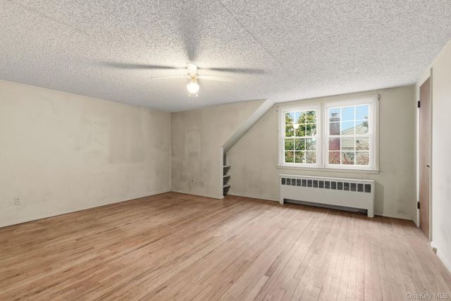 208 Weyford Terrace, Garden City, NY 11530